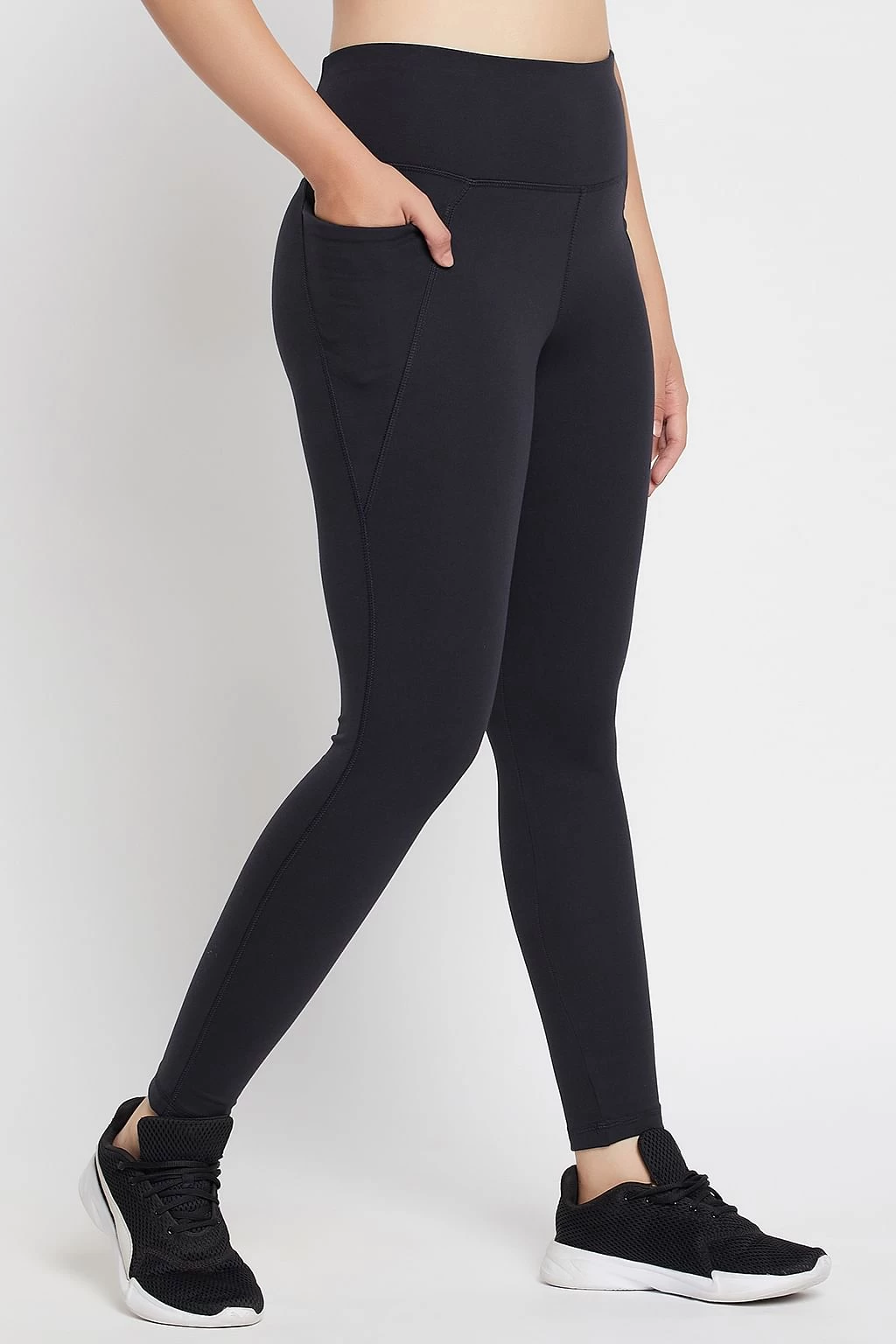 High Rise 3-Pocket Active Tights In Black - Image 4
