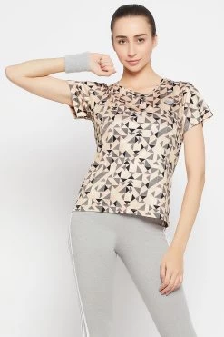 Comfort-Fit Geometric Print Active T-shirt In Peach Colour
