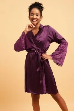 Chic Basic Robe With Lace Back In Plum Colour