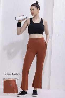 Comfort Fit High-Rise Flared Yoga Pants In Orange With Side Pockets
