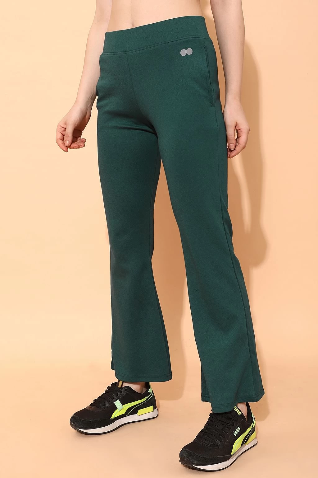 Comfort Fit High-Rise Flared Yoga Pants In Teal Blue With Side Pockets - Image 3