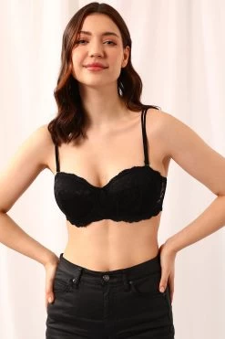 Padded Underwired Full Cup Multiway Strapless Bra In Black With Balconette Style - Lace