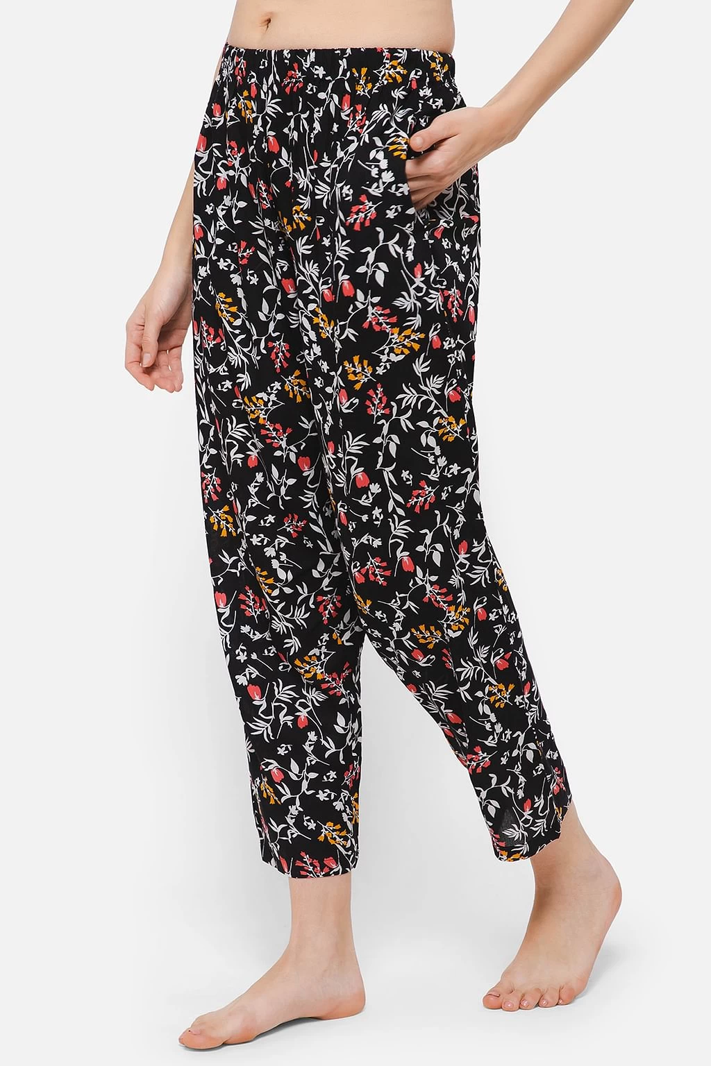 Pretty Florals Pyjama In Black - Rayon - Image 3