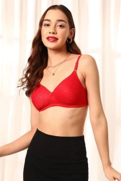 Padded Non-Wired Full Cup Bra In Red - Lace