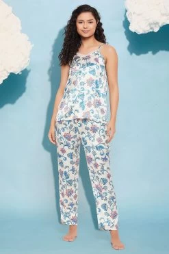 Pretty Florals Cami Top & Pyjama Set In White - Satin